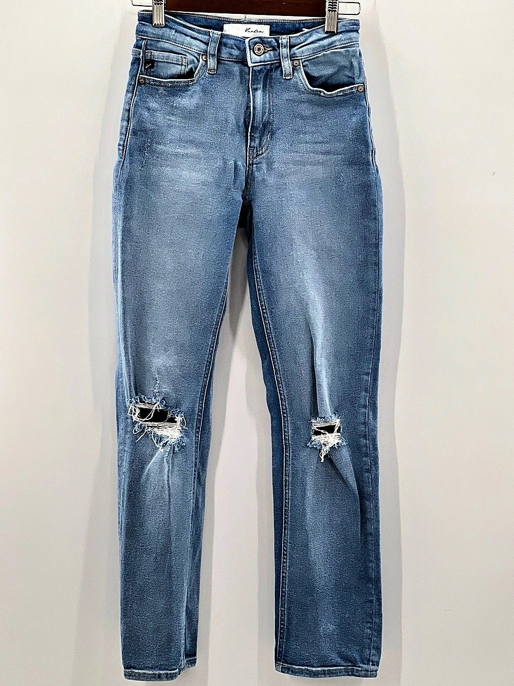 J128 KanCan jeans Slim Straight Jeans in Blue Waist 25